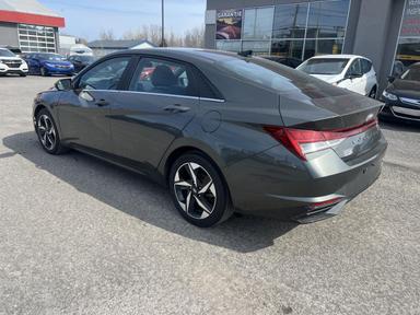 Hyundai Elantra 2022 - Thumbnail 3
