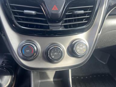 Chevrolet Spark 2022 - Thumbnail 20