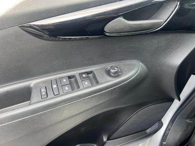 Chevrolet Spark 2022 - Thumbnail 24