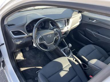 Hyundai Accent 2019 - Thumbnail 14