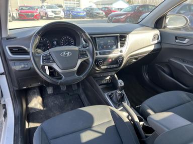 Hyundai Accent 2019 - Thumbnail 16