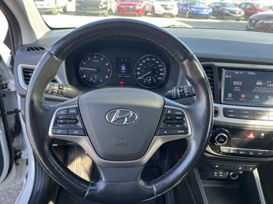 Hyundai Accent 2019 - Thumbnail 17