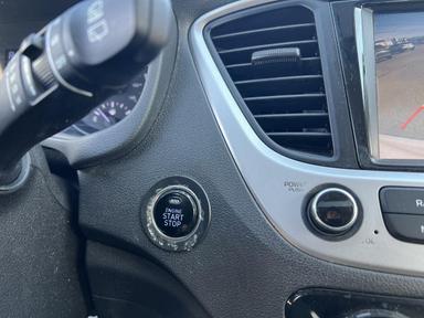 Hyundai Accent 2019 - Thumbnail 25