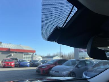 Mitsubishi Eclipse Cross 2023 - Thumbnail 19