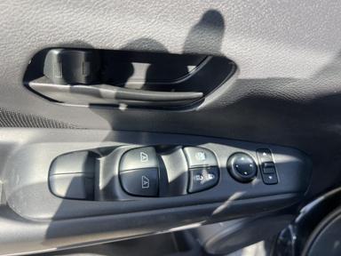 Nissan Kicks 2023 - Thumbnail 16
