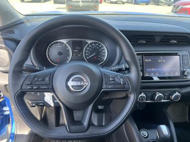 Nissan Kicks 2023 - Thumbnail 15