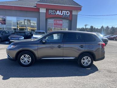 Mitsubishi Outlander 2018 - Thumbnail 1