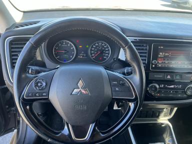 Mitsubishi Outlander 2018 - Thumbnail 13