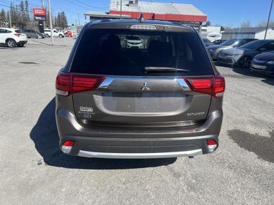 Mitsubishi Outlander 2018 - Thumbnail 4