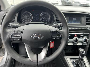 Hyundai Elantra 2020 - Thumbnail 12