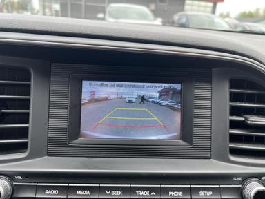 Hyundai Elantra 2020 - Thumbnail 20