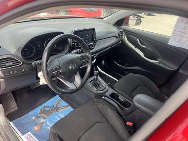 Hyundai Elantra GT 2019 - Thumbnail 11