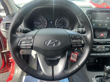 Hyundai Elantra GT 2019 - Thumbnail 13
