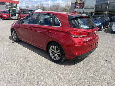 Hyundai Elantra GT 2019 - Thumbnail 3