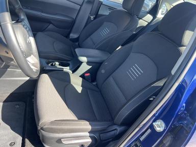 Kia Forte 2021 - Thumbnail 9