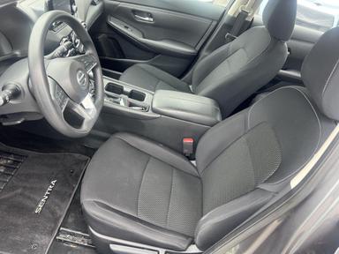 Nissan Sentra 2021 - Thumbnail 9