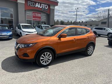Nissan Qashqai 2021 - Thumbnail 2
