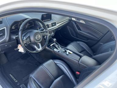 Mazda Mazda3 2018 - Thumbnail 13