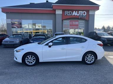Mazda Mazda3 2018 - Thumbnail 3