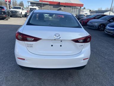 Mazda Mazda3 2018 - Thumbnail 6