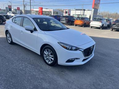 Mazda Mazda3 2018 - Thumbnail 9
