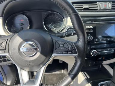 Nissan Qashqai 2018 - Thumbnail 18