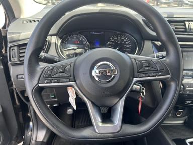 Nissan Qashqai 2018 - Thumbnail 11