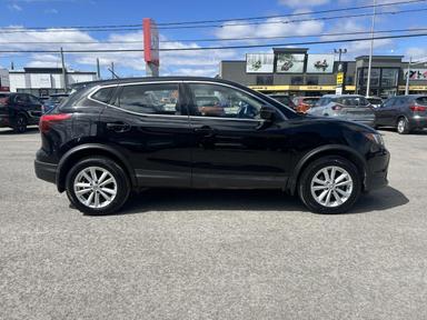 Nissan Qashqai 2018 - Thumbnail 6
