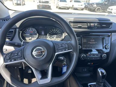 Nissan Qashqai 2021 - Thumbnail 10