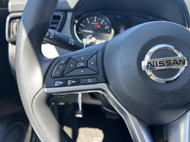Nissan Qashqai 2021 - Thumbnail 11