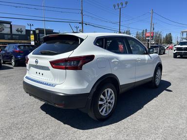 Nissan Qashqai 2021 - Thumbnail 5