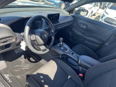 Honda HR-V 2023 - Thumbnail 12