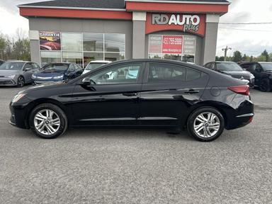 Hyundai Elantra 2019 - Thumbnail 1