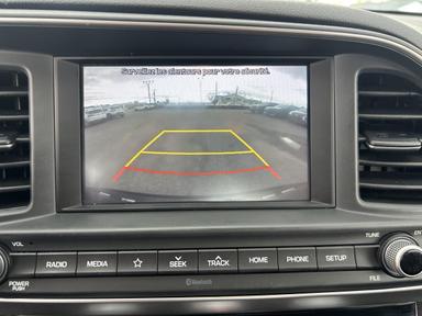 Hyundai Elantra 2019 - Thumbnail 17