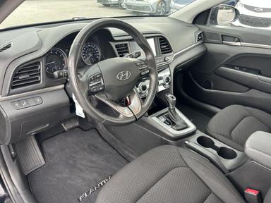 Hyundai Elantra 2019 - Thumbnail 20