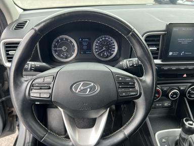 Hyundai Venue 2022 - Thumbnail 17
