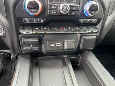 GMC Sierra 1500 2021 - Thumbnail 18