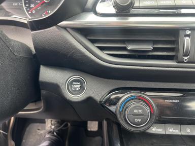 Kia Forte 2019 - Thumbnail 25