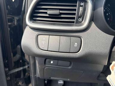 Kia Sorento 2019 - Thumbnail 19
