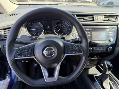 Nissan Rogue 2017 - Thumbnail 16