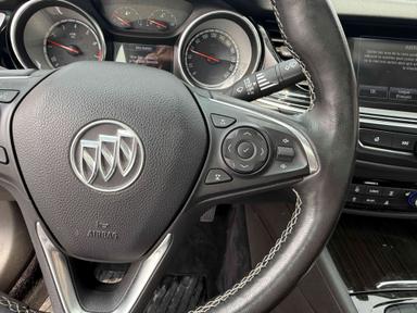 Buick Regal Sportback 2018 - Thumbnail 19