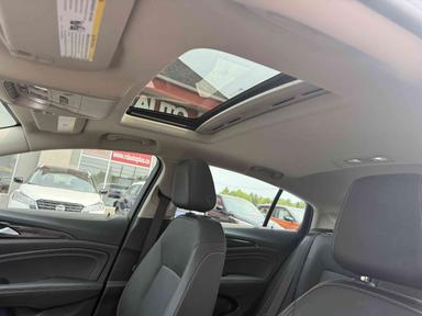 Buick Regal Sportback 2018 - Thumbnail 14