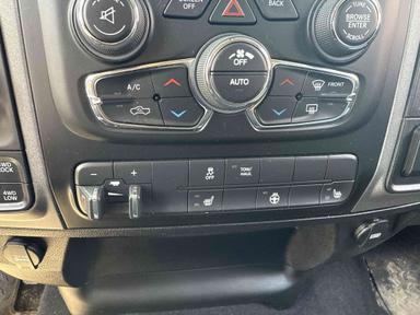 Ram 1500 Classic 2021 - Thumbnail 24
