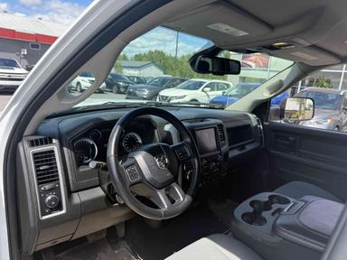 Ram 1500 Classic 2021 - Thumbnail 17