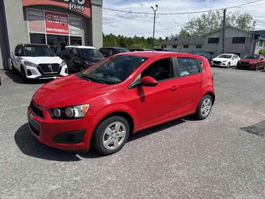 Chevrolet Sonic 2014 - Thumbnail 2