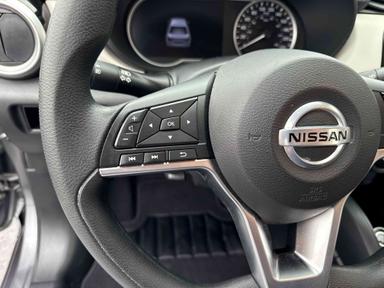 Nissan Versa 2021 - Thumbnail 13