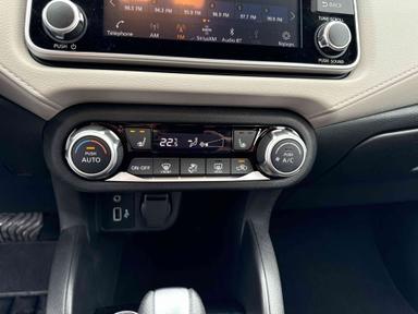 Nissan Versa 2021 - Thumbnail 18