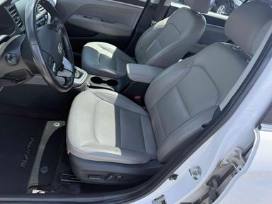 Hyundai Elantra 2020 - Thumbnail 11