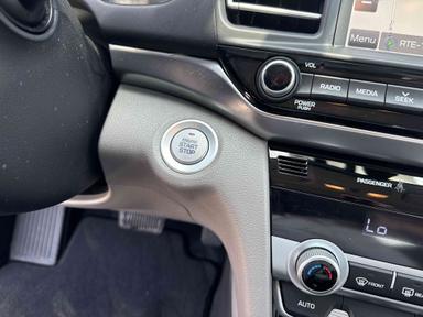 Hyundai Elantra 2020 - Thumbnail 24