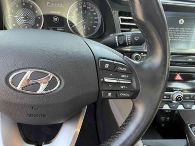 Hyundai Elantra 2020 - Thumbnail 15